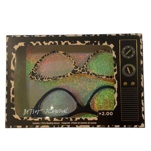 Betsey Johnson Cat Eye Reading Glasses 2 Pack +2.00 New